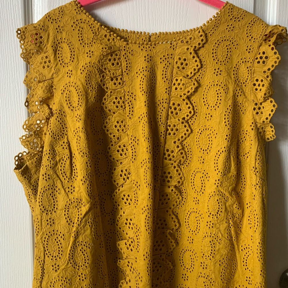 Boden womens lined eyelet top